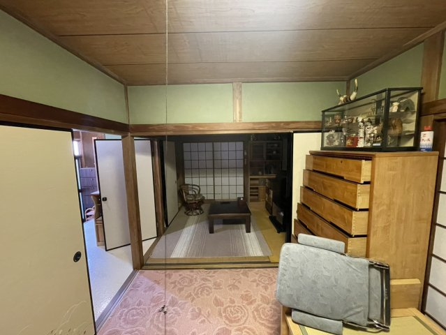 和田町仁我浦の居間・リビング