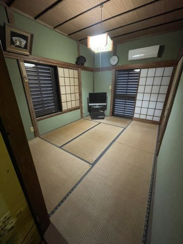 和田町仁我浦の和室