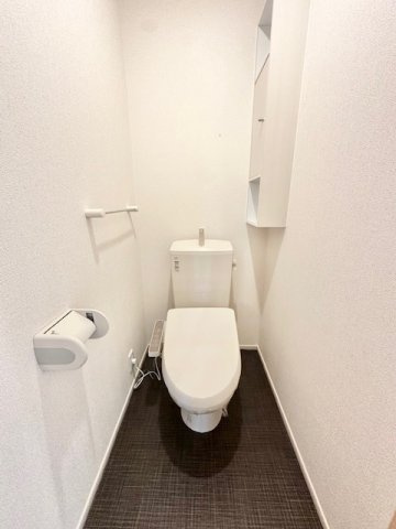 【トイレ】 | ベルメゾン | 落ち着いた色調のトイレです
