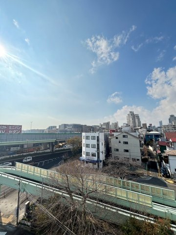 ミストラル摩耶の展望