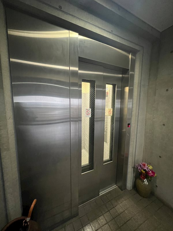 グランソレイユのロビー