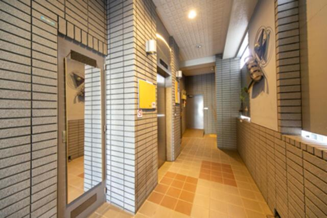 八雲プレイスのロビー