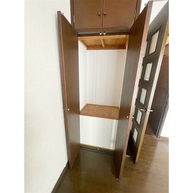 鎌倉市佐助１丁目のアパートの収納