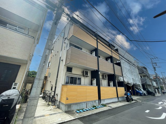 ディアホームズの外観