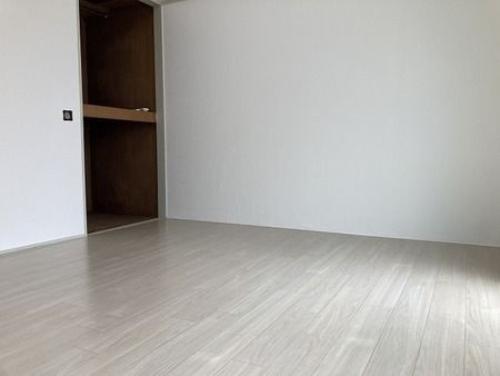青風ハイツの居間・リビング