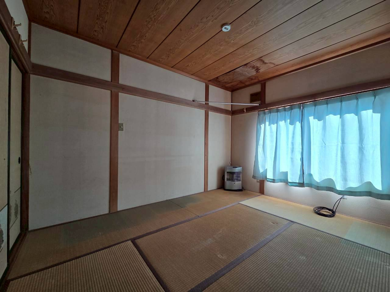 美原1丁目　中古住宅の和室|1階6帖和室