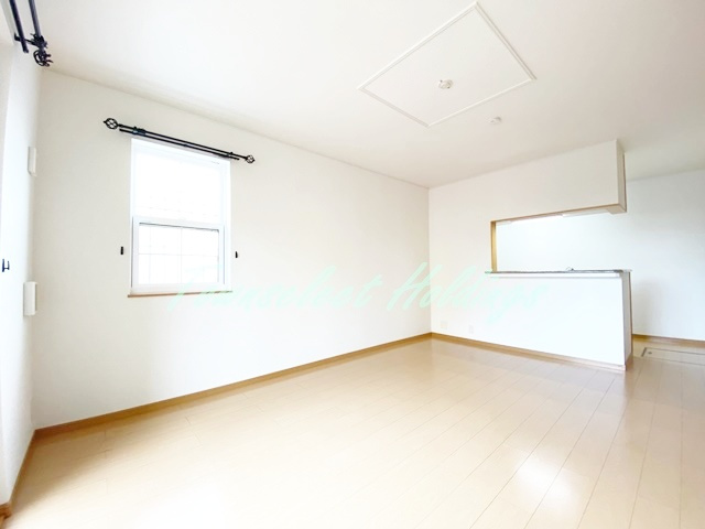 藤沢市辻堂新町３丁目のアパートの居間・リビング