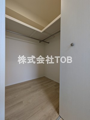 【収納】 | A.FLAT Ⅱ | 5.6帖ウォークインクローゼット
