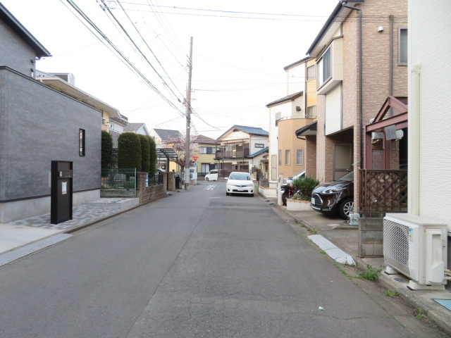 所沢市けやき台２丁目の倉庫