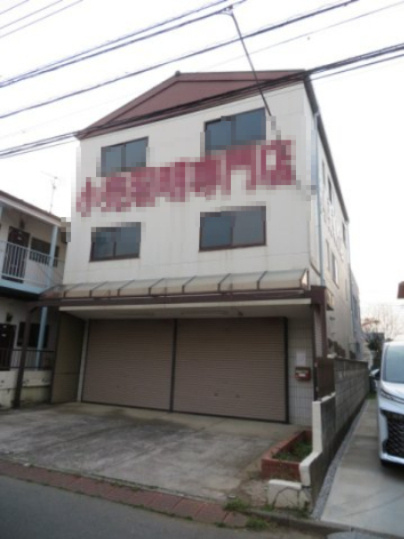 所沢市けやき台２丁目の倉庫