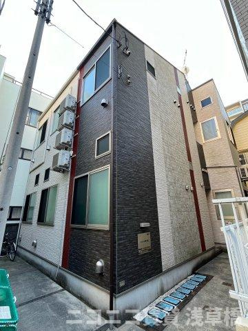 AVAND神楽坂の外観