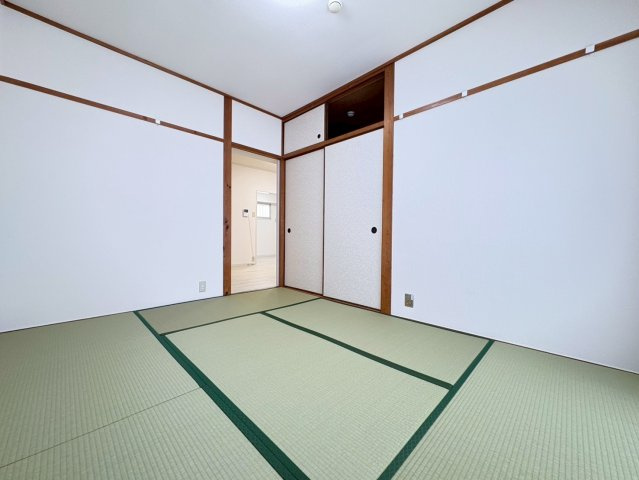 第２三宅コーポの和室