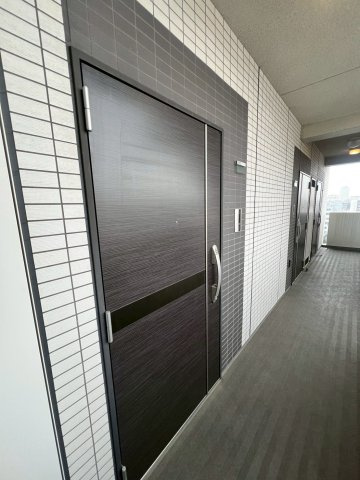 ルフレプレミアム神楽坂の玄関