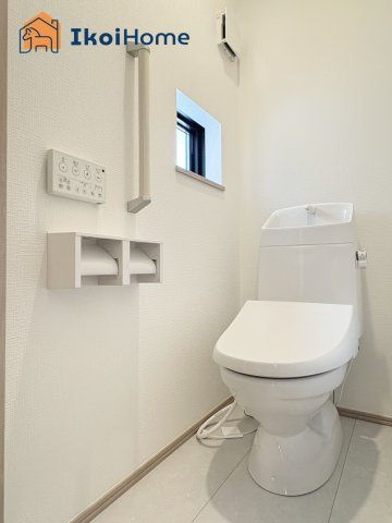 明石市二見町東二見　全7棟1期　F号棟　新築戸建のトイレ|【ホームページに現地動画掲載中】●年中無休：当日予約可●1階・2階ウォッシュレット付のお手洗いです