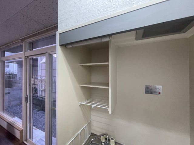 サントエイビスの収納