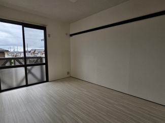 【寝室】 | サニーハウス　森 | 南側5.4帖の洋室です
