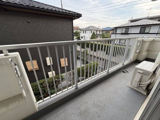 サンハイム大宮のバルコニー