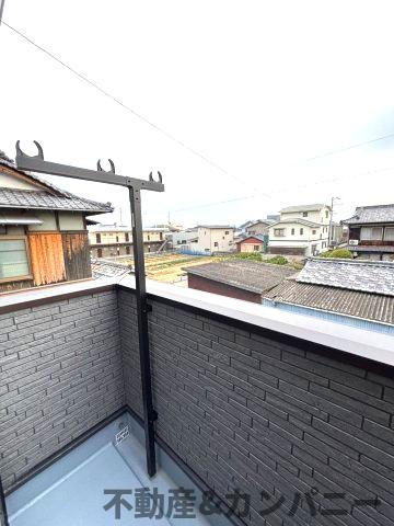 クレイドルガーデン北吉田第2－1号棟　松山市北吉田町の新築戸建のバルコニー|バルコニー付きです