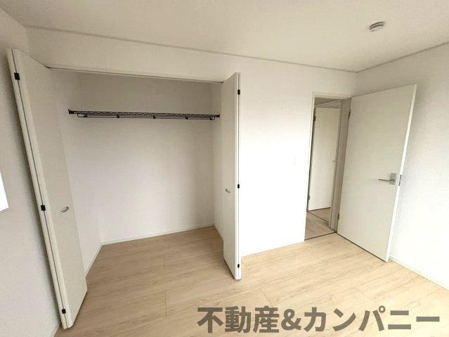 クレイドルガーデン北吉田第2－1号棟　松山市北吉田町の新築戸建の収納|大きなスペースがあり、収納には困りません