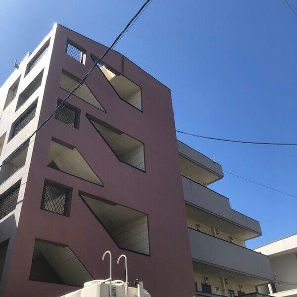 ドルフィン和白の外観