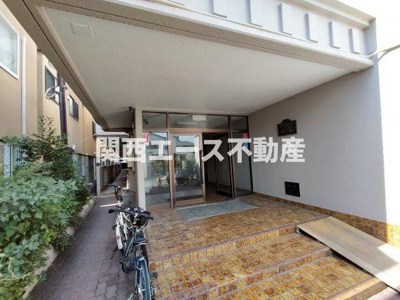 【エントランス】 | グランドシャトー山本