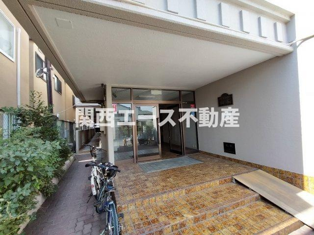 【エントランス】 | グランドシャトー山本