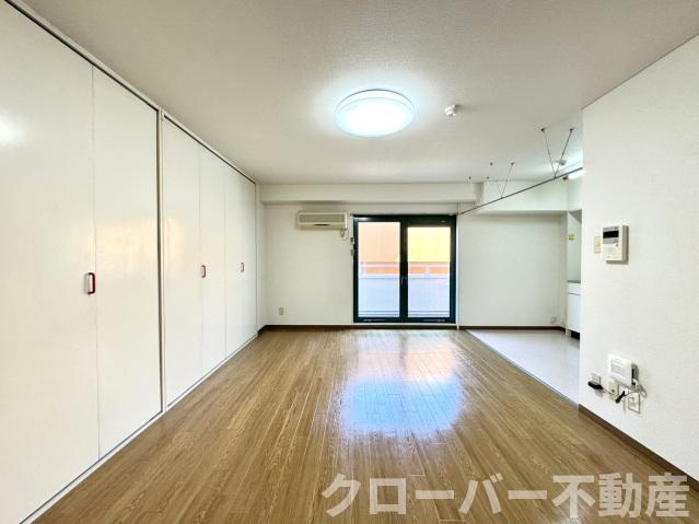 サンプラザ・ベビードールの内装