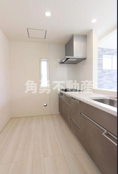 平塚市河内2期　新築一戸建て　3号棟の内観：施工例|《施工例》キッチン