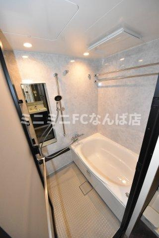 S-RESIDENCE難波西alterの浴室