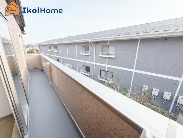 明石市二見町東二見1310-10　全6棟A号棟　新築戸建のバルコニー|【ホームページに現地動画掲載中】●年中無休：当日予約可●陽当り良好南西向バルコニー！屋根は８万円～可