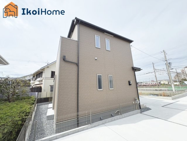明石市二見町東二見1310-10　全6棟A号棟　新築戸建のエントランス|【ホームページに現地動画掲載中】●年中無休：当日予約可●二見小学校徒歩8分、二見中学校徒歩9分！