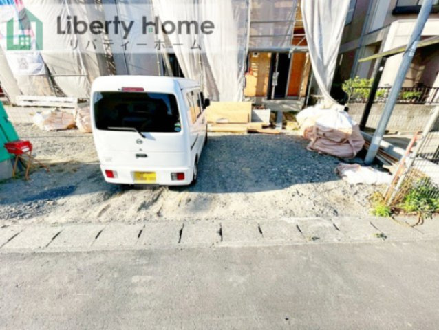 日立市川尻町第7　新築戸建　2号棟の駐車場