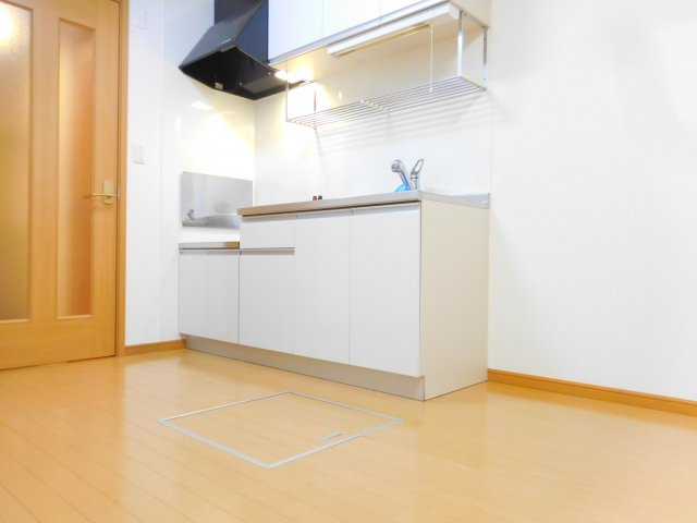 高槻市郡家新町のアパートのキッチン