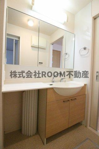 シェルト下川東の独立洗面台|独立洗面化粧台付き