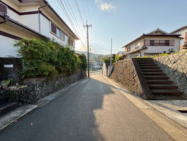 高台１丁目の前面道路含む現地写真