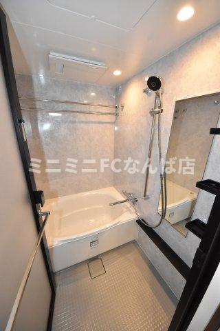 S-RESIDENCE難波西alterの浴室