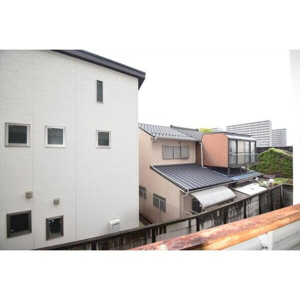 ノーサレンダー　名古屋市賃貸　仲介手数料無料のバルコニー