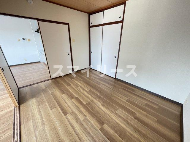 デイズガーデンの居間・リビング|別号室の参考写真です