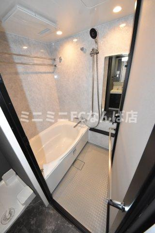 S-RESIDENCE難波西alterの浴室