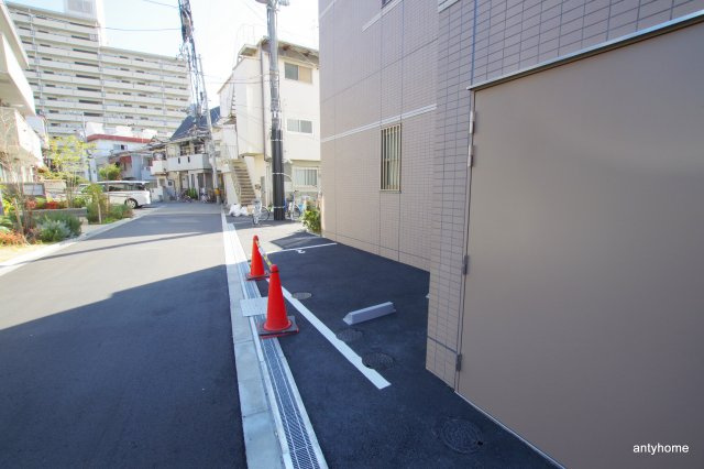 ディクス梅田東レジデンス　仲介手数料無料の駐車場