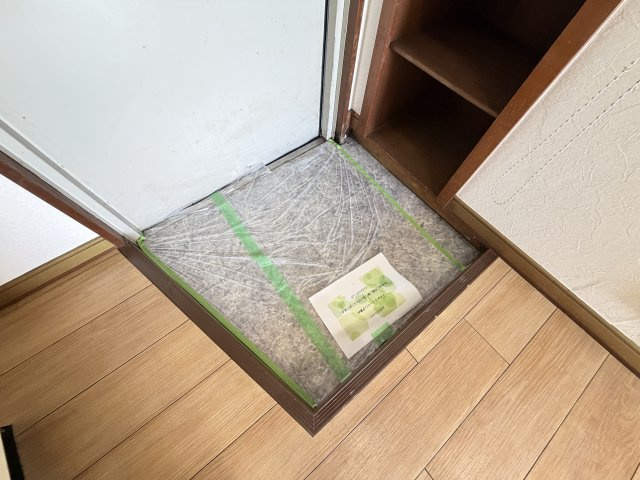 S-YビルⅡの玄関|＊他号室参考写真