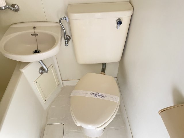 S-YビルⅡのトイレ|＊他号室参考写真