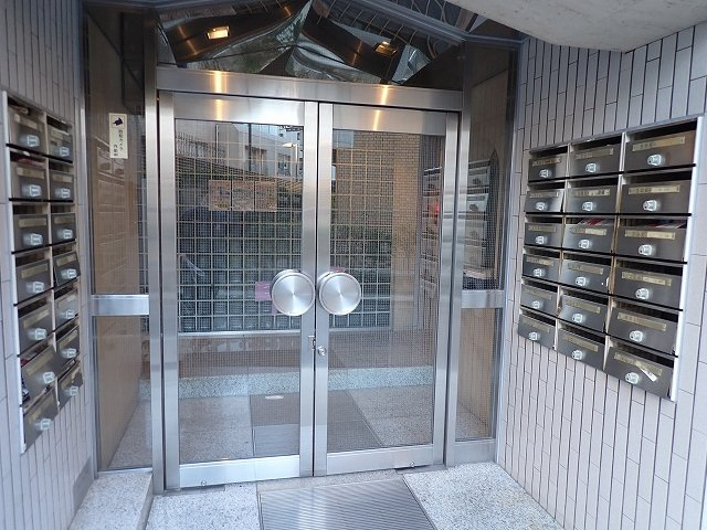 エトワール目白台のエントランス