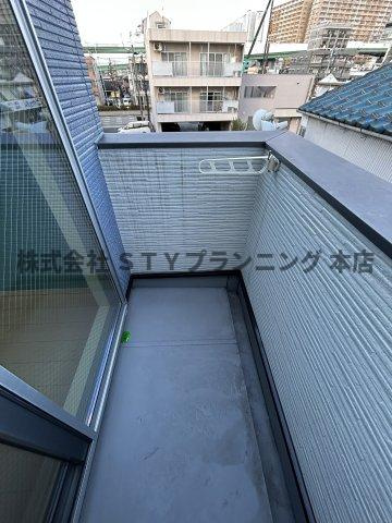 仲介手数料０円！サンクマーレ福住のバルコニー