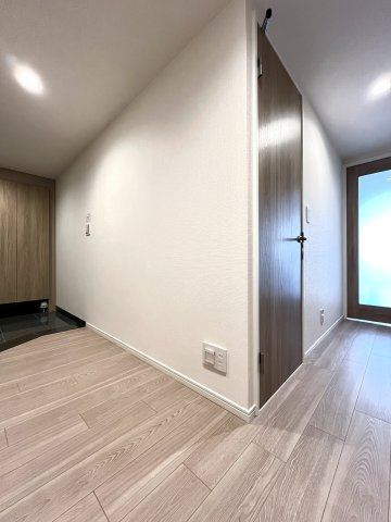 ルネグランディルA棟のその他|廊下