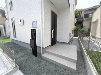 【玄関】 | （商談中）新築住宅　南国市緑ヶ丘２期②