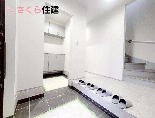 タマタウン宝木町　1号棟の玄関|広々とした玄関でお客さまのお出迎えができます◎