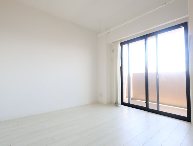 アルファスマート西福原けやき通りの洋室|洋室5.1帖！