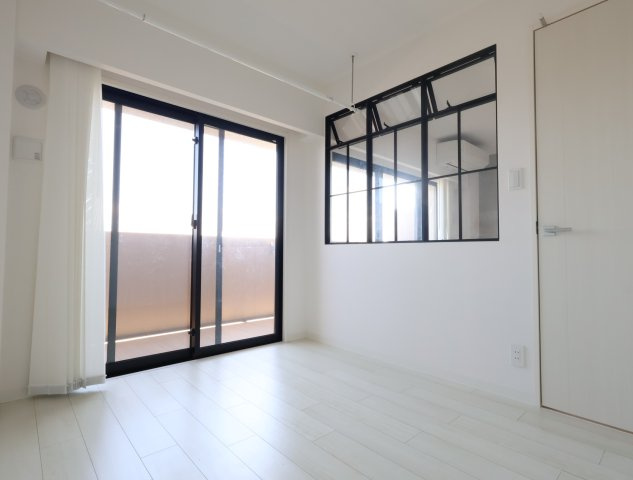 アルファスマート西福原けやき通りのキッチン|お料理中に便利なタッチレス水栓・家事の時間短縮につながる食洗機付き！