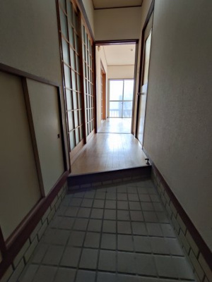 【玄関】 | 令和荘
